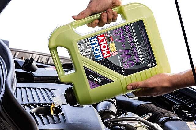 Liqui Moly Molygen New Gener­a­tion 5W-40 Motor Yağı