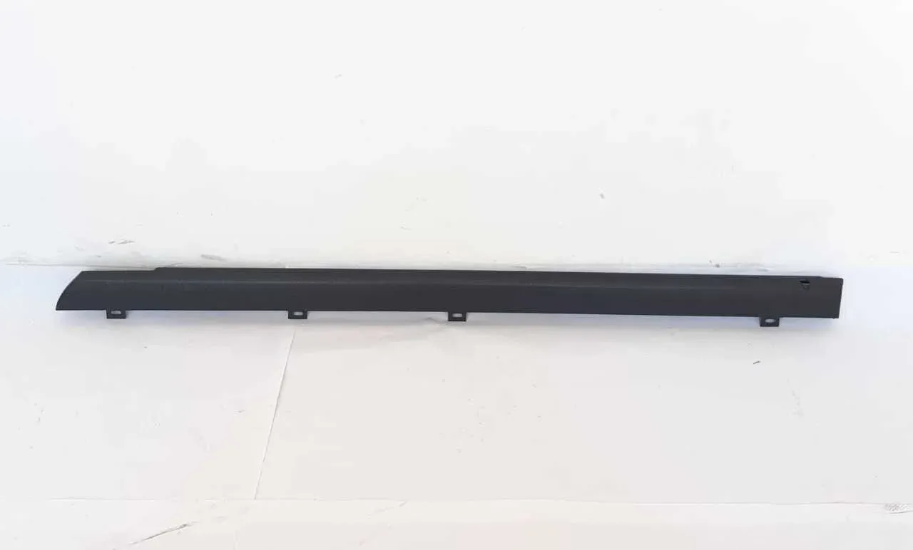 Tofaş Sağ Ön Kapı Döşeme Üst Plastiği Şahin Kartal 85009788
